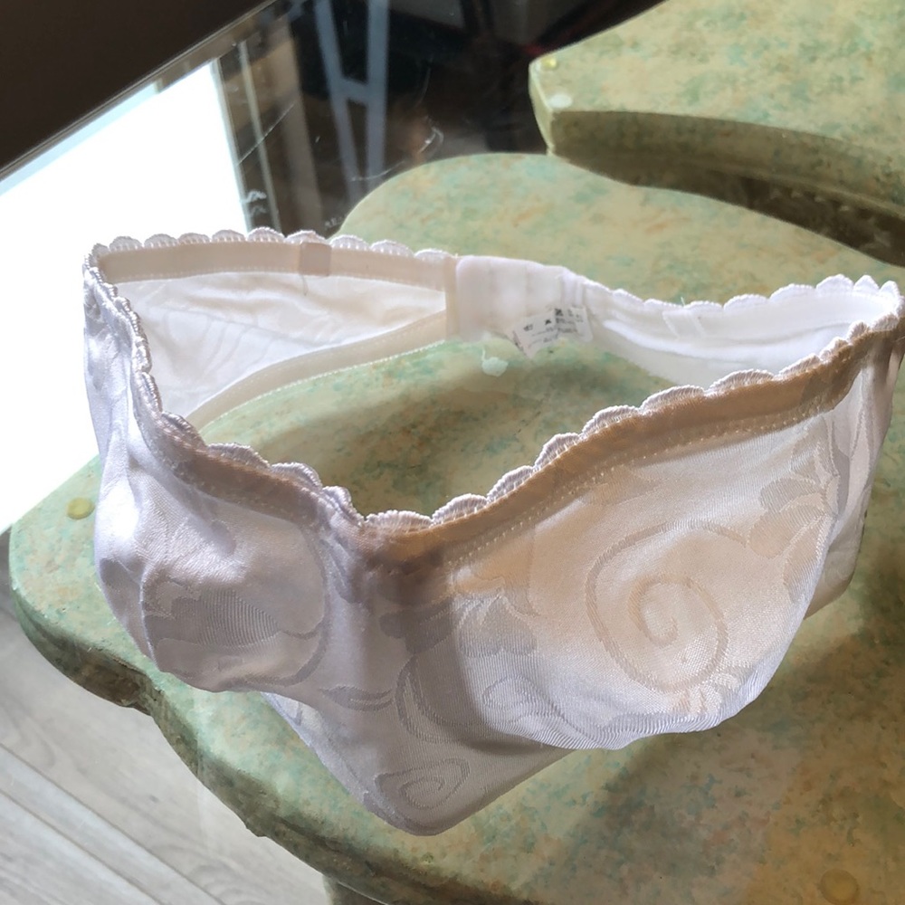 Bali Strapless Underwire Bra Size 34C